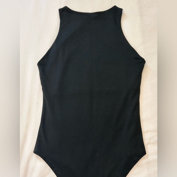 ReoRia High Neck Bodysuit Womens Small Built in Bra Lining NWOT Soft - Picture 3 of 6